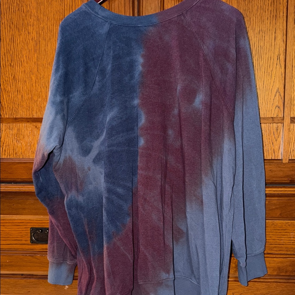 torrid Tie-Dye Sweatshirt in Navy & Burgundy with White Text - Picture 6 of 6